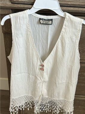 Wrapper Cream Sleeveless V-Neck Camisole with Crochet Fringe